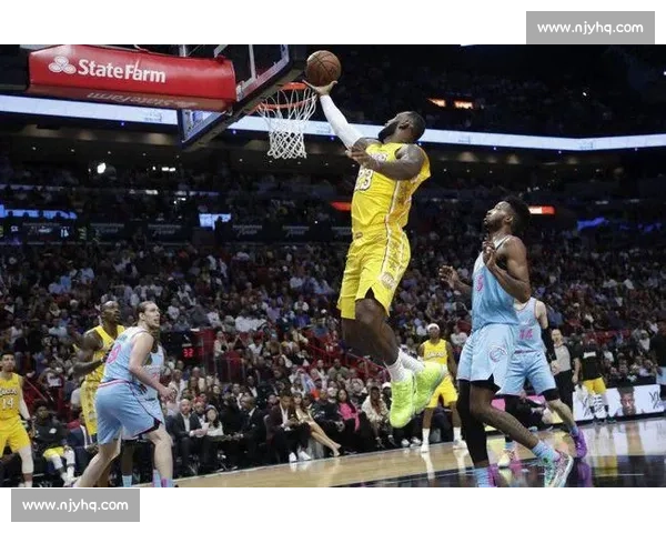 热火vs湖人录像回放完整版全场精彩瞬间与战术解析深度回顾